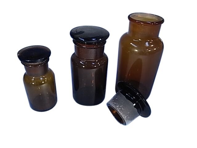 BOTTLE REAGENT AMBER GLASS  125ml WIDE MOUTH & GLASS STOPPER