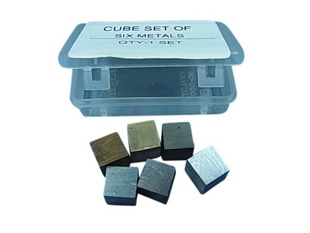 CUBE SET/6 1.0cm EDGE IN PLASTIC BOX