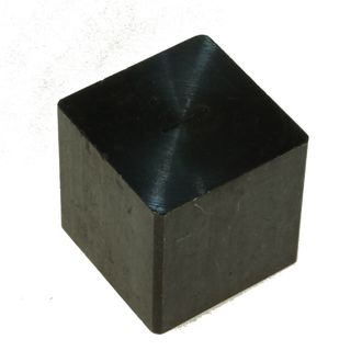 CUBE 2.5CM IRON