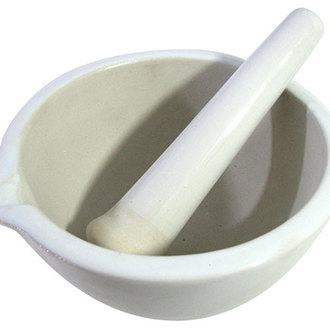 MORTAR & PESTLE PORCELAIN 305mmd x 140mm